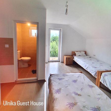 Guest House Ulnika Vuthaj Exterior photo